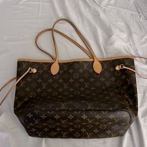 Louis Vuitton Neverfull MM classic monogram with pouch great condition